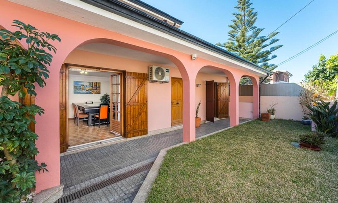 Canidelo Casa | Charming and Calm House - 5 minutes from the Beach by car