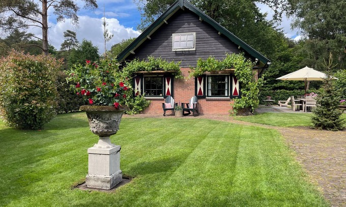 Valkenheide Cabaña | CHARMING AND COMFORTABLE LODGE IN A QUIET AREA OF THE BEAUTIFUL CAPE FORESTS