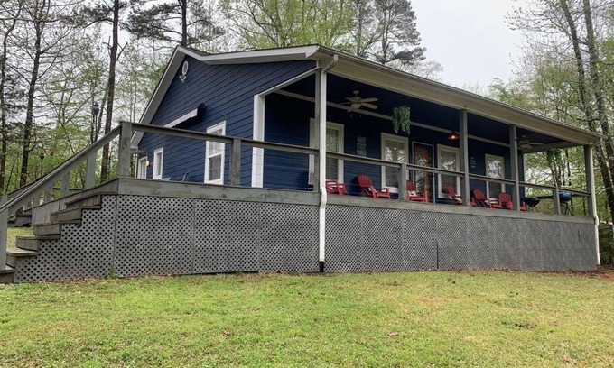 Counce Casa | Charming and Comfy Cabin in the Heart of Pickwick!
