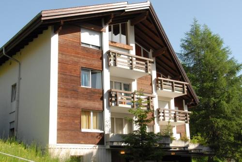 Murren Apartamento | Charming and cosy apartment (sleeps 4-6 people) in a beautiful mountain village