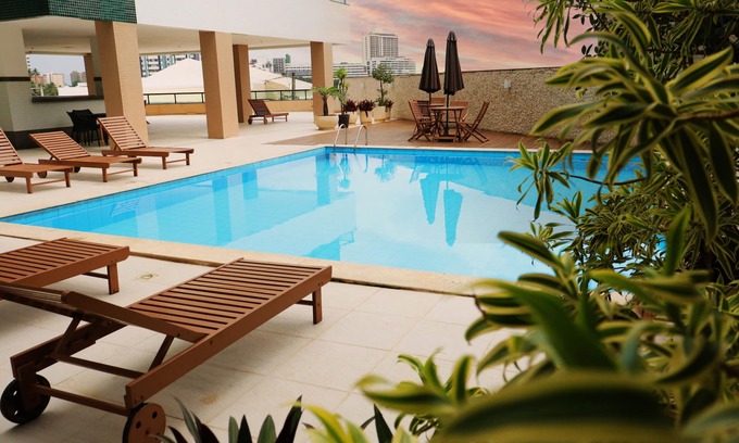 Rio Vermelho Apartamento | Charming and cozy - Pool, beach and location.