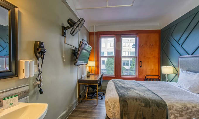 Downtown San Francisco Hotel | Charming and Cozy Room in Downtown