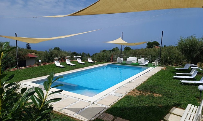 Naso Casa | Encantadora y relajante casa en la colina de Capo d'Orlando, a 15 minutos de la playa