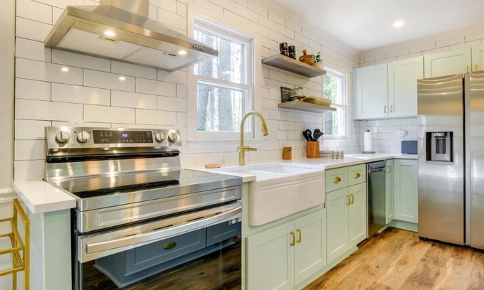 Apex Casa | Charming and Serene 3-bedroom house in delightful Apex