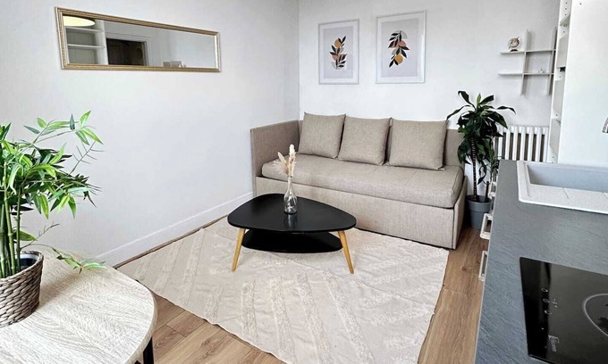 Asnieres-sur-Seine Apartamento | Charming apartment - Champs Elysées access
