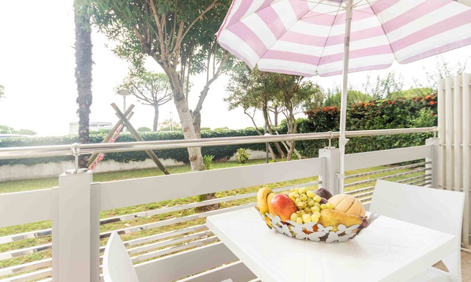 Lignano Sabbiadoro Apartamento | Encantador apartamento en una excelente ubicación.