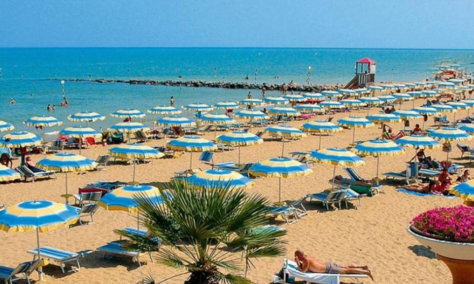 Lignano Sabbiadoro Apartamento | Charming Apartment in a Great Location