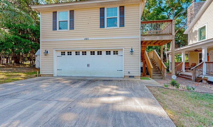 Fernandina Beach Apartamento | Charming apartment with beautiful marsh views and shared patio