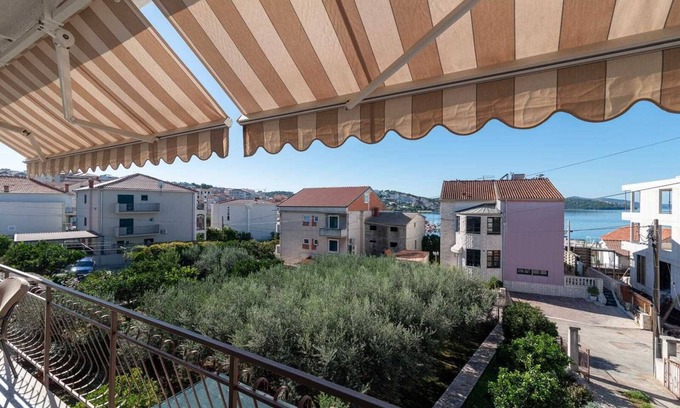 Okrug Gornji Apartamento | Charming Apartment Domi