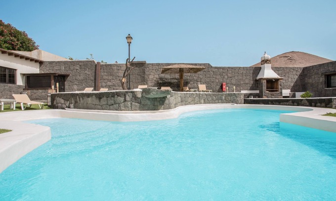 La Asomada Apartamento | Encantador apartamento "1" con terraza, piscina comunitaria y Wi-Fi