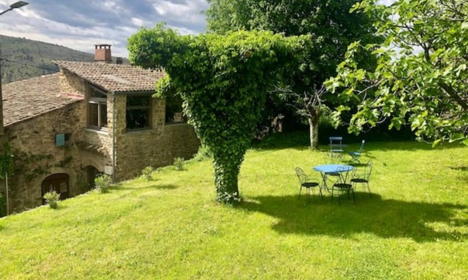 Vesseaux Apartamento | Charming apartment / cottage: Le Châtaignier in Mas Ardéchois