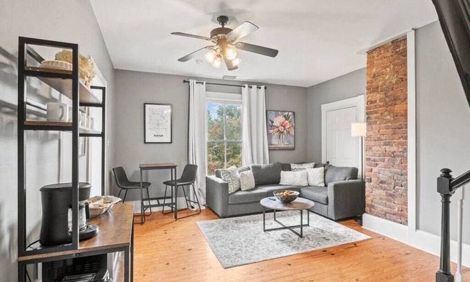 Southwest Raleigh Apartamento | Charming Apartment on Popular Glenwood South