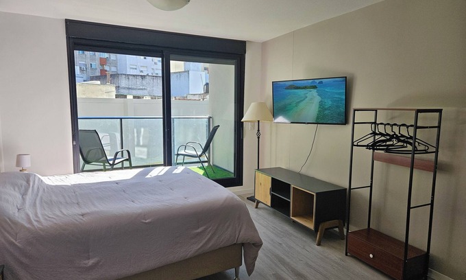 Cordon Apartamento | Charming apartment with AC, WiFi and cowork space