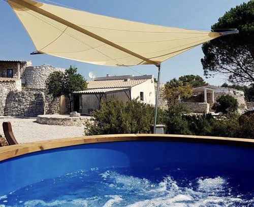 Marina di Pescoluse Apartamento | Charming Apartment with Jacuzzi and Sea View - Salve, 85 sqm
