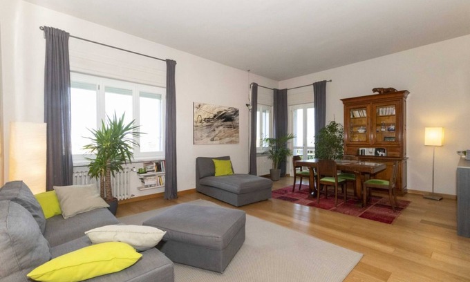 Madonna del Pilone Apartamento | Charming apt with parking!