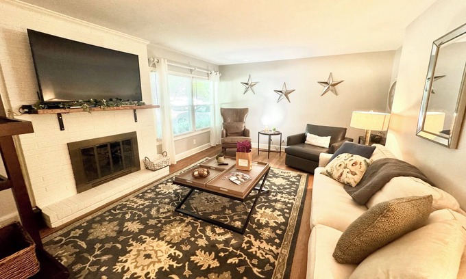 Winston - Salem Casa | Charming Ardmore Home minutes from hospitals/I-40