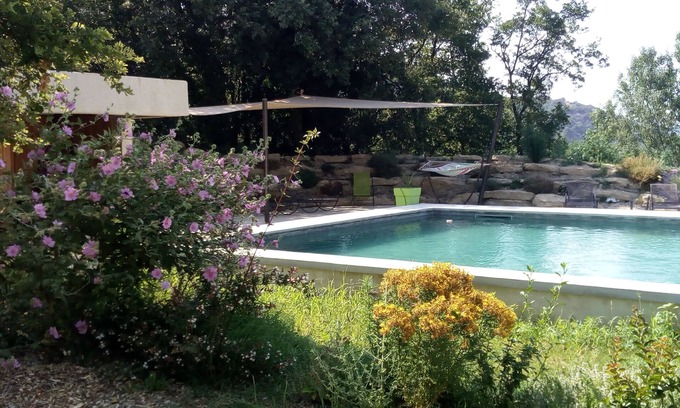 Malaucene Cabaña | Encantadora casa de campo en Malucène