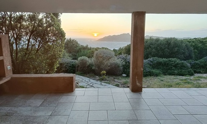 Santa Reparata Villa | Villa frente al mar, jardín privado, puestas de sol dentro y fuera de la casa