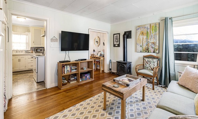 Seaside Cabaña | Charming Beach Cottage w/Deck, Gas Fireplace, Firepit, Free WiFi, Cable, & More