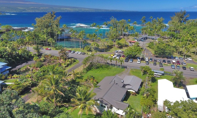 Hilo Casa | Charming Beach House @ Richardson Beach Park, Hilo’s Premier Beach