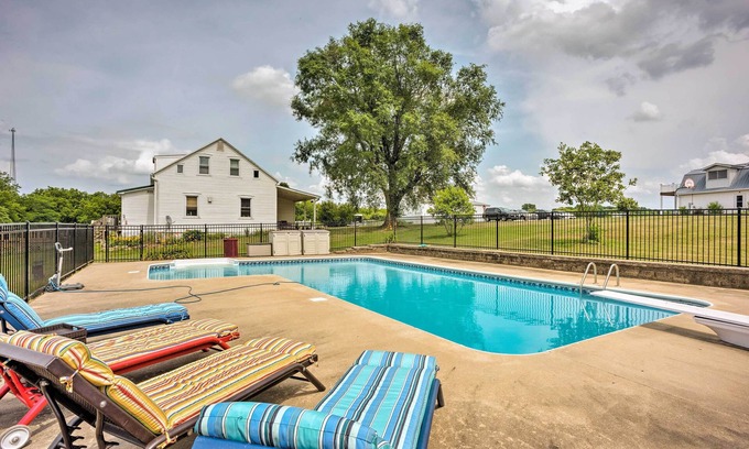 Berger Apartamento | El encantador Berger Apt en una granja de 42 acres con acceso a la piscina