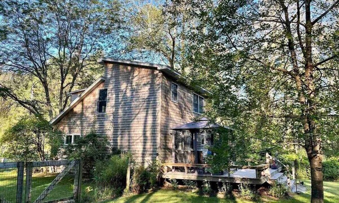 Ashley Falls Casa | Charming Berkshires Cottage by Evergreen Home