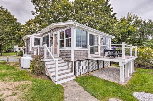 Bristol Casa | Charming Bristol Cottage with Private Beach!