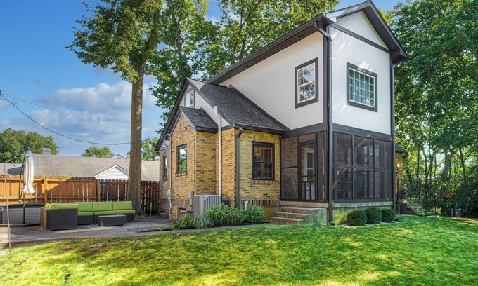 Warfleigh Casa | Charming Broad Ripple home on the water, walk to everything!