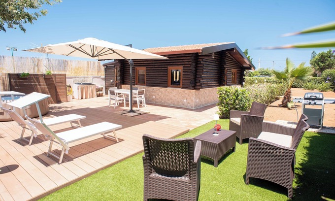 Isola delle Femmine Chalet De Esquí | Charming Chalet a few steps from the sea, equipped with all amenities.
