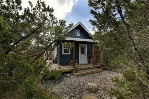 Wimberley Casa | Charming Cabin Rental with a Private Hot Tub near Canyon Lake, Texas