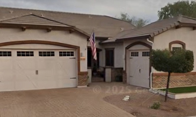 Sossaman Estates Casa | Charming Canary 3-bedroom home in Queen Creek.. Hot tub, private.