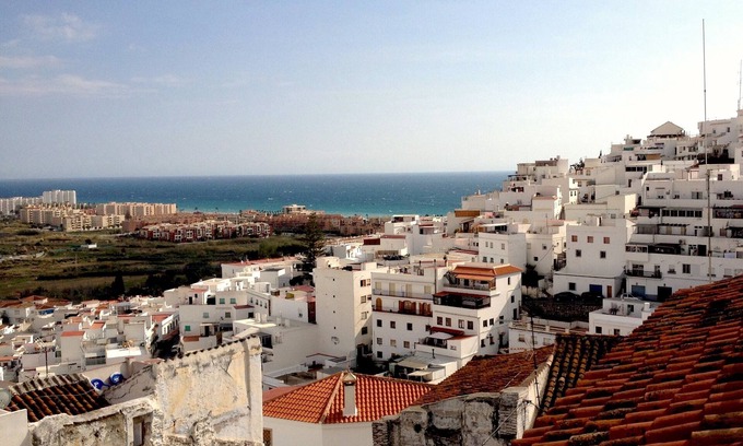 Salobrena Casa | Encantadora casa en el casco antiguo de Salobreña con impresionantes vistas de la med y las montañas