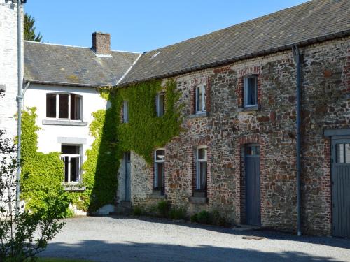 Roumont Casa | Charming Castle in Roumont