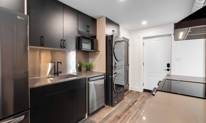 London Apartamento | Charming Century 2 Bed, 2-Storey Apartment
