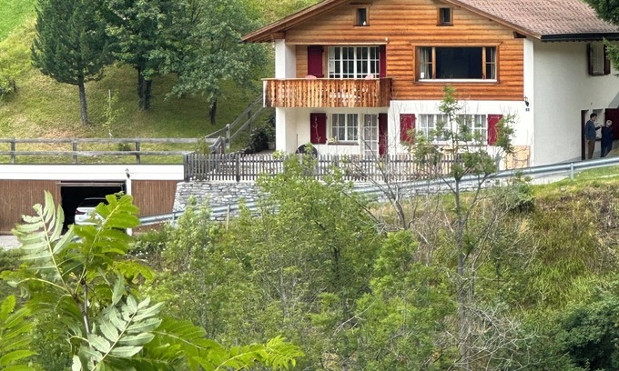 Litziruti Chalet De Esquí | Elegante chalet para vacaciones alpinas en Suiza - Capacidad para 10, 6 o 4 personas