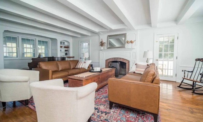 Chautauqua Casa | Charming Chautauqua century home w/modern touches