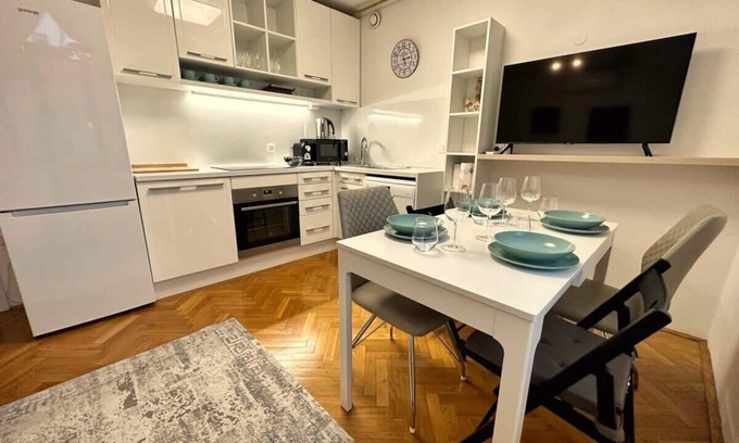 Ljubljana Apartamento | Charming City Loft Apartment with Free Parking