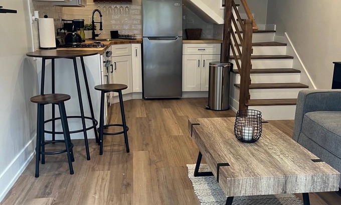 Wicker Park Apartamento | Charming Coach House in Chicago's Hot Wicker Park