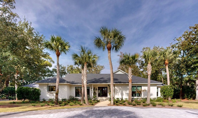Sea Island Cabaña | Charming Coastal Bungalow