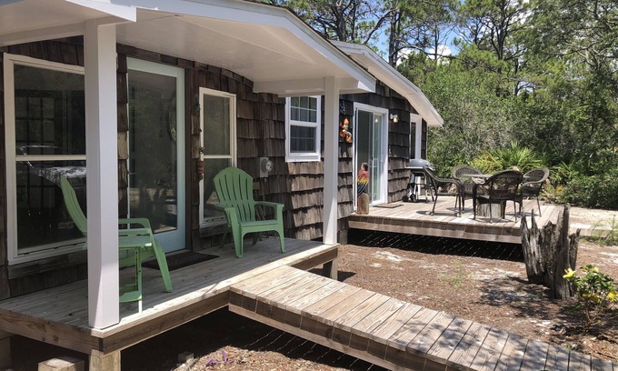 St. George Island Casa | Charming coastal cottage, short walk to both beach and bay, pet friendly!