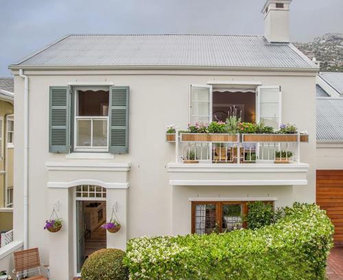 Kalk Bay Casa | Charming Coastal Townhouse at The Majestic