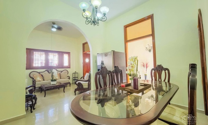 Zona Colonial Casa | Encantador Santo Domingo Colonial