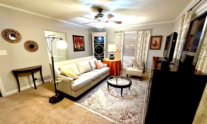 University Park Apartamento | Condominio encantador cerca del centro, NCSU y PNC Arena