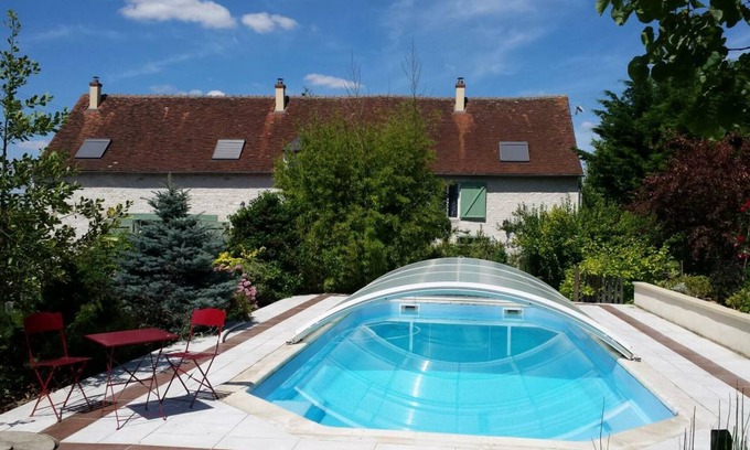 Civray-sur-Esves Cabaña | Gîte de charme avec piscine, sauna et jardin clos, idéal pour découvrir la Touraine et ses châteaux