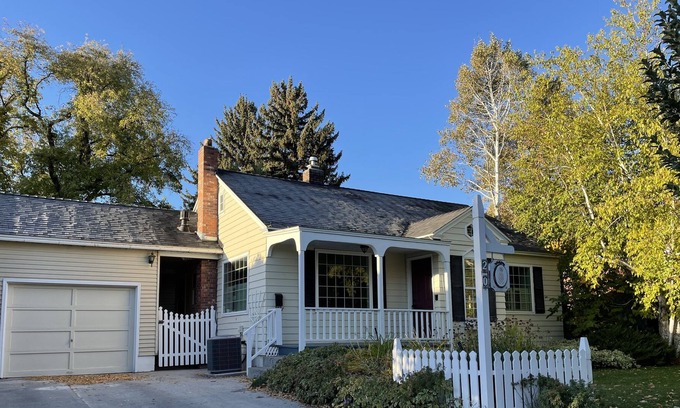 Rexburg Cabaña | Charming Cottage-centrally located