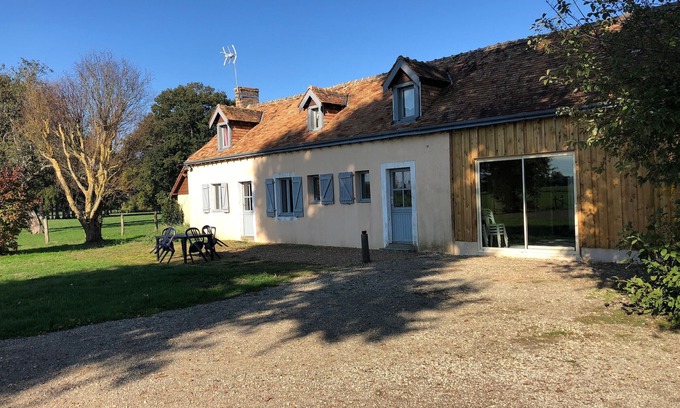 Monce-en-Belin Cabaña | Casa rural renovada cerca del circuito de Le Mans con jardín y actividades familiares