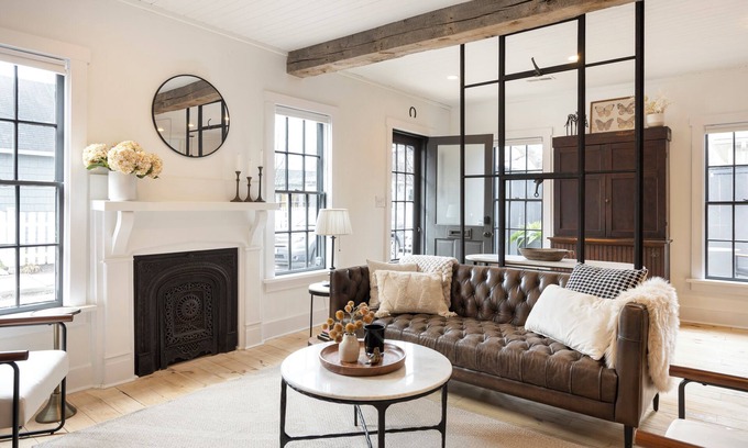 Merion Village Cabaña | Charming Cottage in Historic German Village