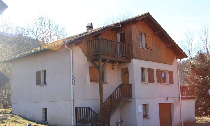 La Bresse Casa | Charming cottage in the heart of greenery, ideal for spending time with family or friends.