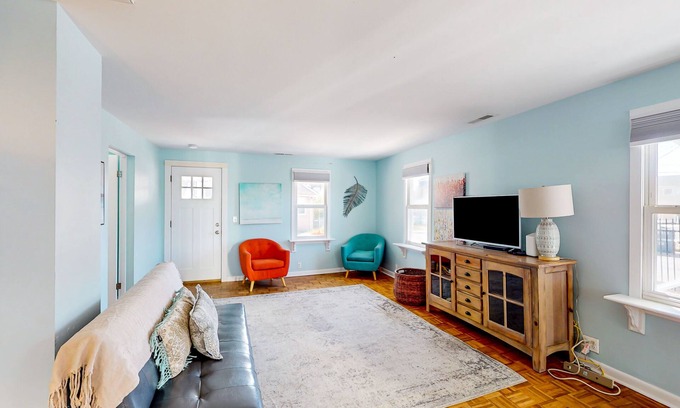 Ocean City Cabaña | Charming cottage near beach/boardwalk with modern amenities, AC, WiFi