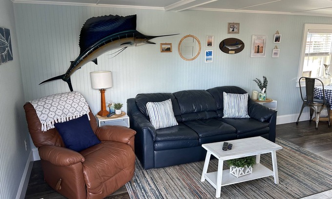 Frisco Casa | Charming Cottage Retreat in Frisco